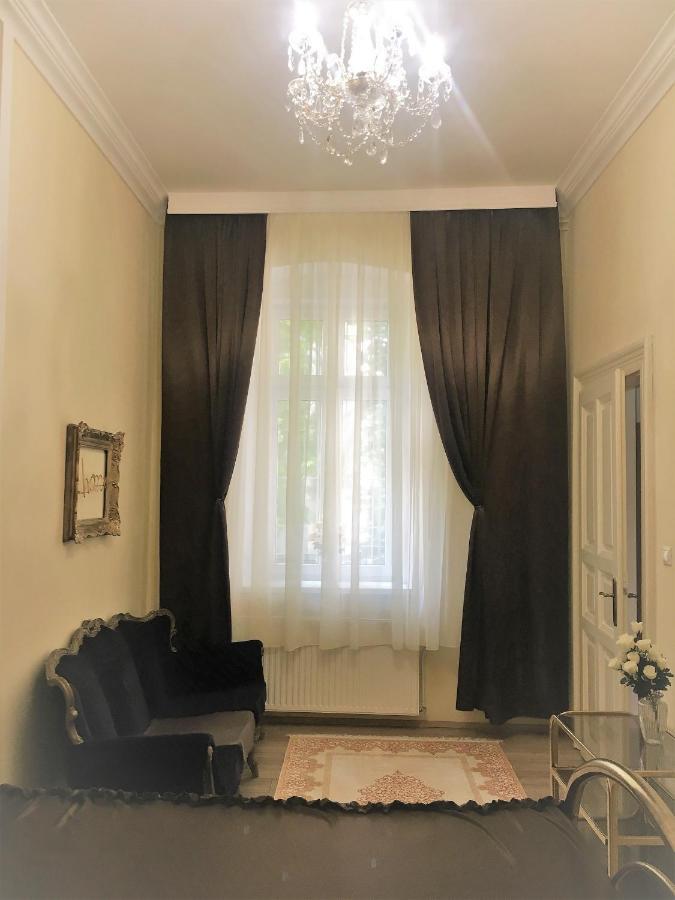 Logod Panorama Apartman Budapest Esterno foto