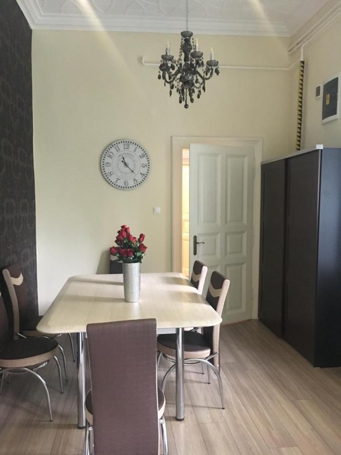 Logod Panorama Apartman Budapest Esterno foto