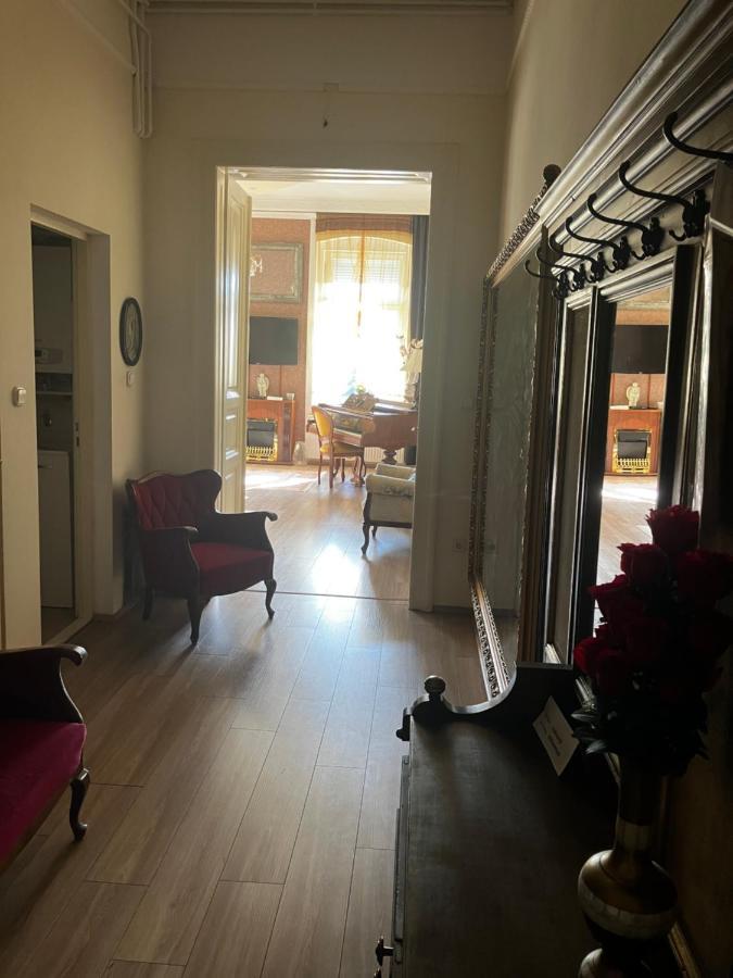 Logod Panorama Apartman Budapest Esterno foto