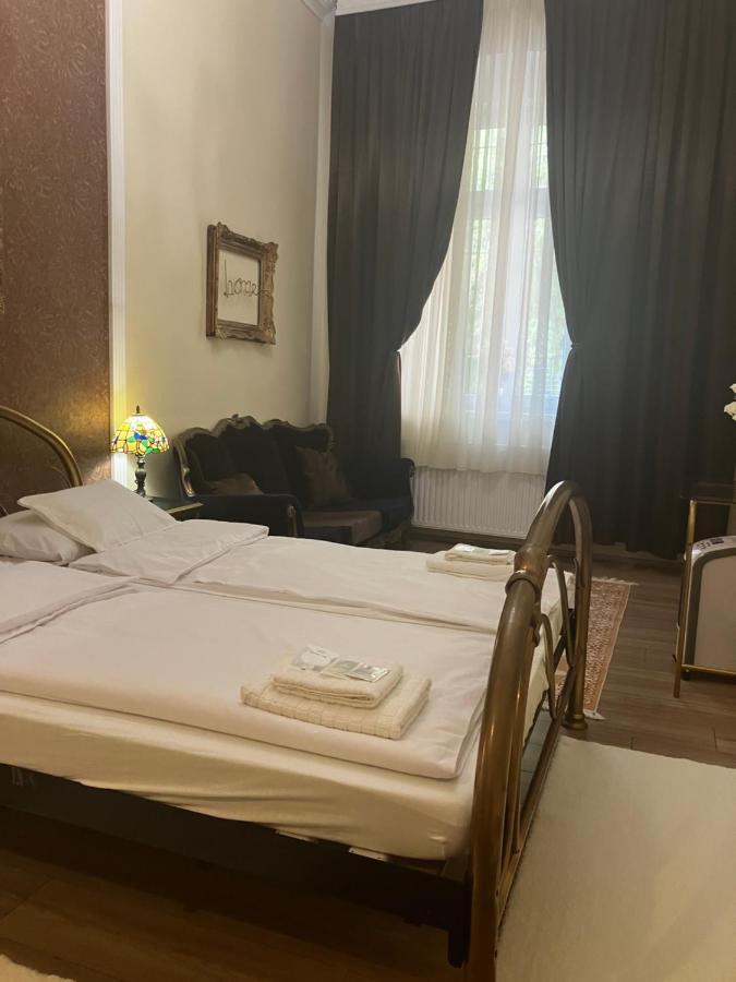 Logod Panorama Apartman Budapest Esterno foto