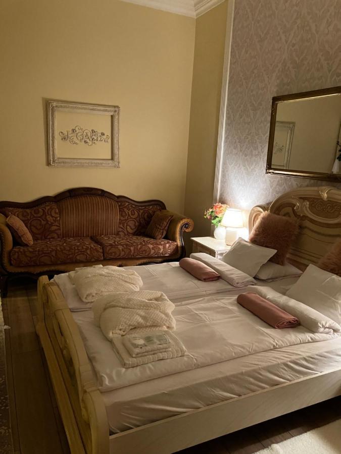 Logod Panorama Apartman Budapest Esterno foto